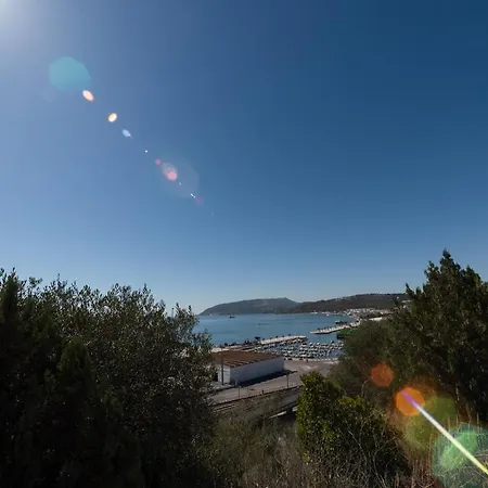 Casa Santos Nicolau *