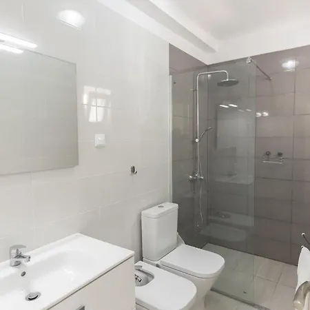 بيت للعطل Casa Santos Nicolau *